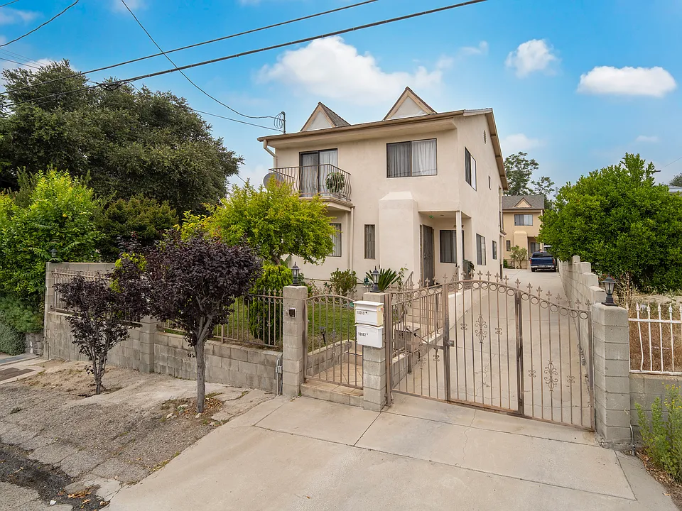 10060 Tujunga Canyon Blvd