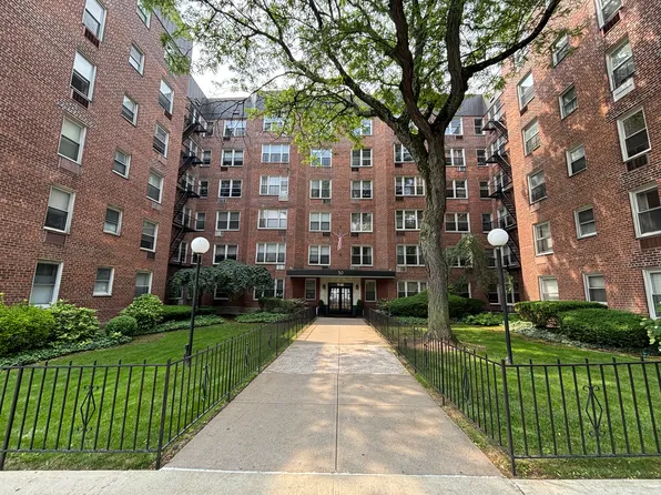 50 Fort Place B2C image 1 of 17