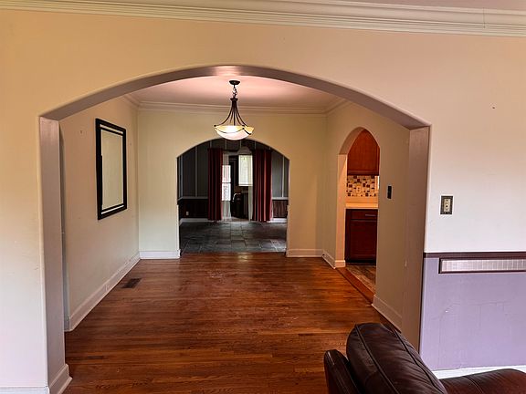 3rd image of 3372 Highland Park Pl