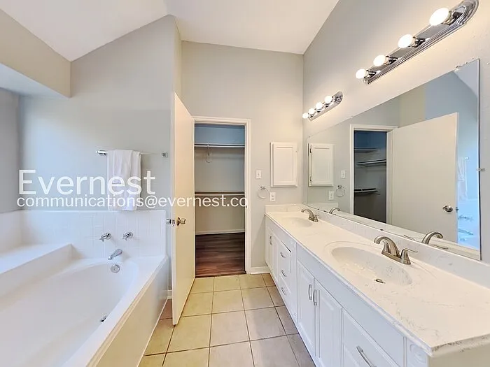 126 Barbetta Ct — Photo 14