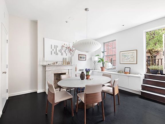 4th image of 134 W 13th St #1