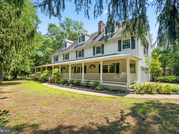 35 Hatton Dr, Severna Park, MD 21146