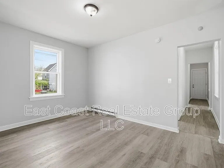 505 W Church St #1W — Photo 10