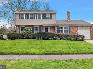 9 Kitty Ln, Newark, DE 19713