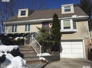 63 Semon Rd, Huntington, NY 11743