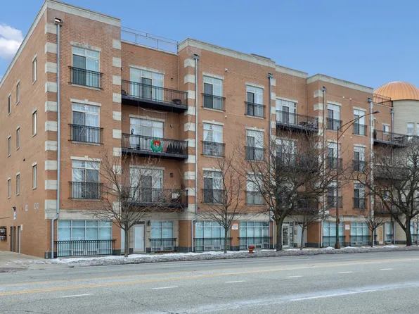 6425 W Touhy Ave APT 2B, Chicago, IL 60646