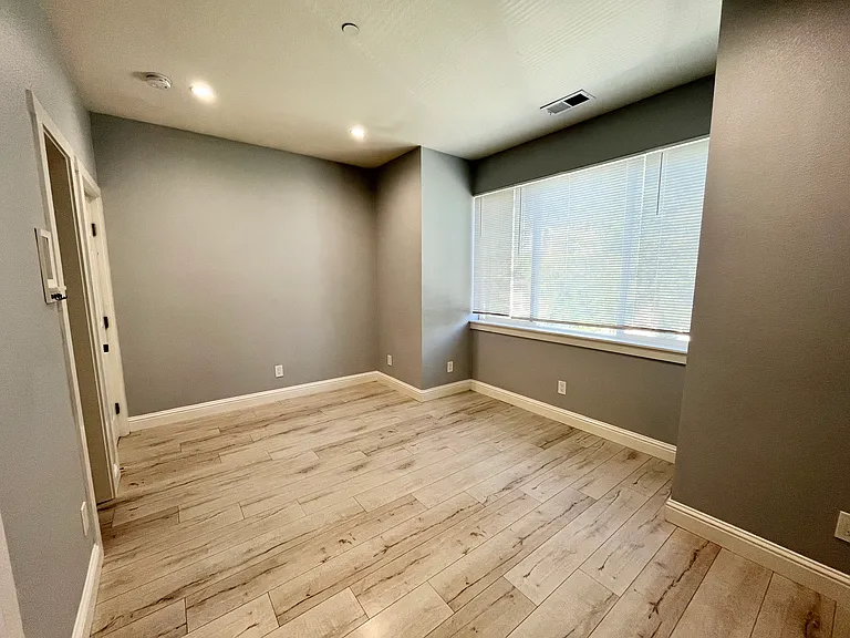 435 S 7th St #4 — Photo 10
