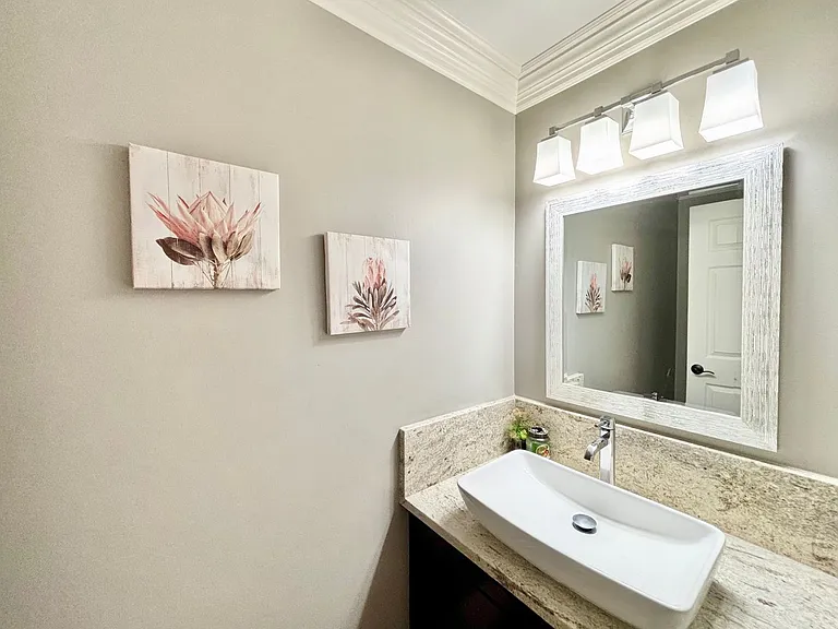 13211 NE 10th Pl — Photo 16