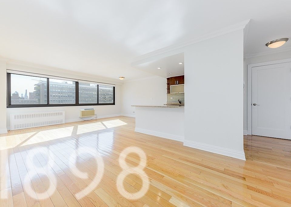1st image of 120 W 97th St APT 11H