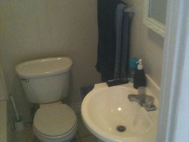 1539 Spring Garden St #3 — Photo 8