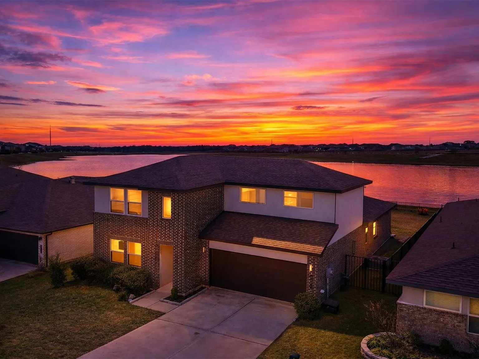 4 bed, 3.0 bath, 2488 sqft, $3,000 — Photo 4