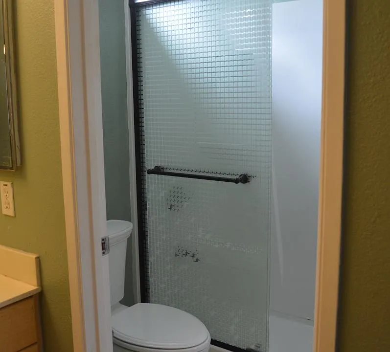 Full bathroom
