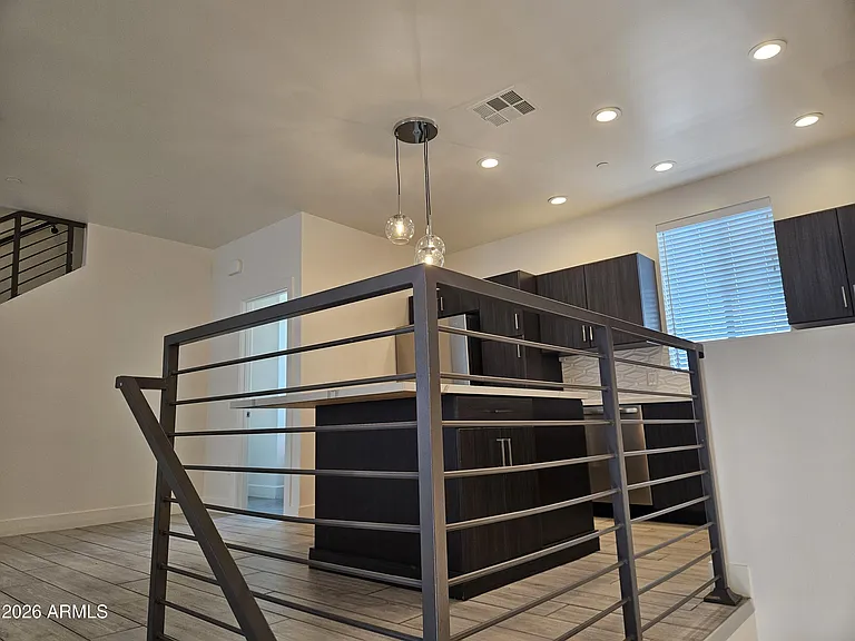264 S Roosevelt St — Photo 4