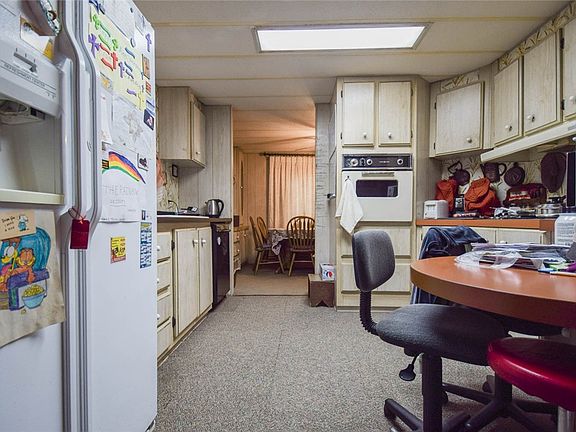 3rd image of 601 141st St S