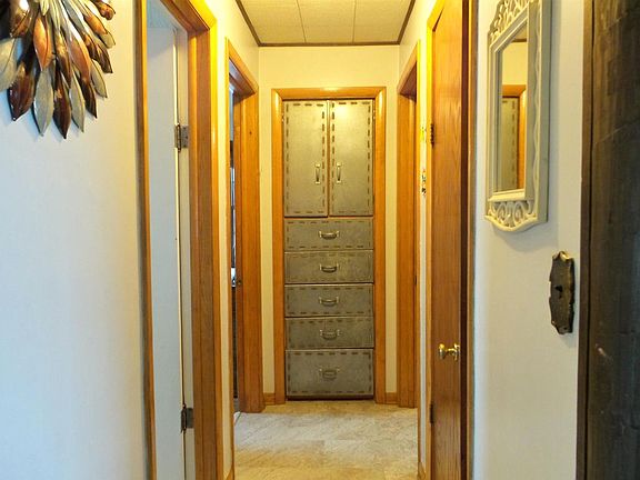 4th image of 601 West BUSINESS COUNTY ROAD A