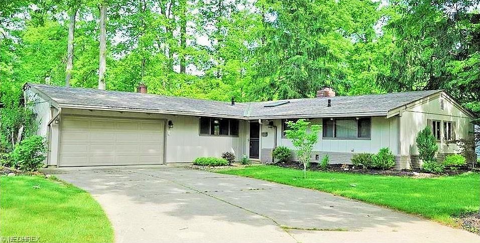 1st image of 2464 Elmwood Dr