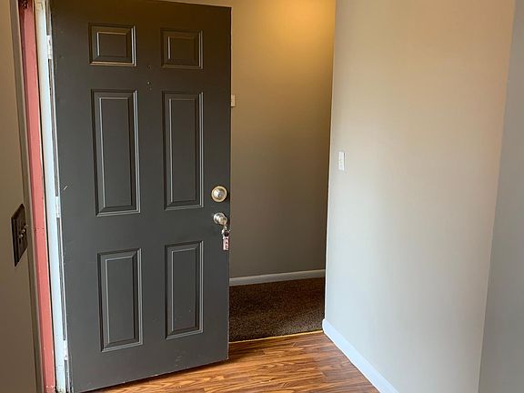 2nd image of 3724 Temple Dr