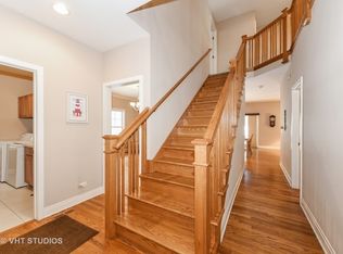 6261 Janes Ave, Downers Grove, IL 60516