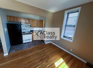 36-07 Steinway St #B3, Long Island City, NY 11101