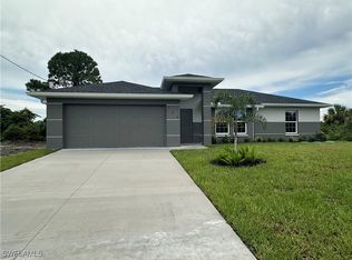 326 Larose Ave, Lehigh Acres, FL 33974