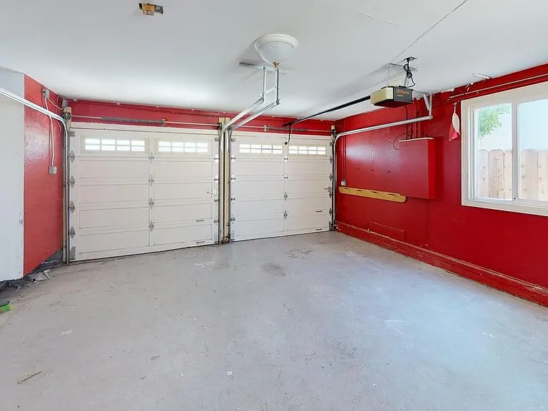 3023 Beverly St — Photo 17