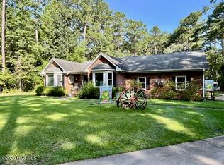 5222 Us 17 Highway S, New Bern, NC 28562