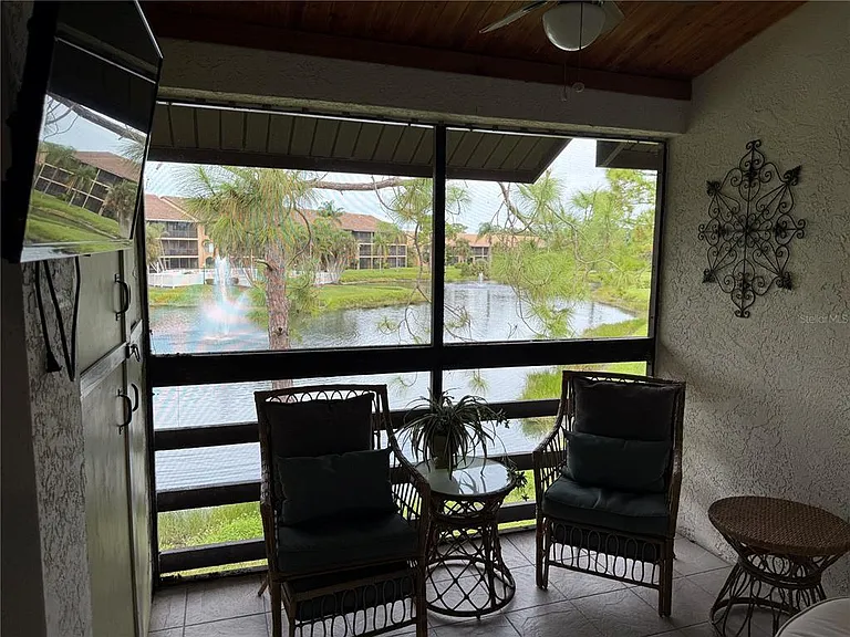 5770 Ashton Lake Dr #8 — Photo 30