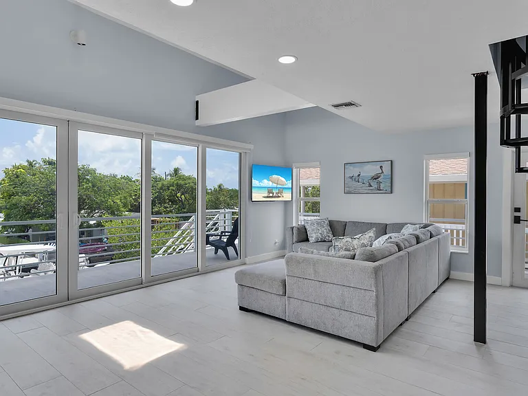 121 Long Key Lake Dr — Photo 7