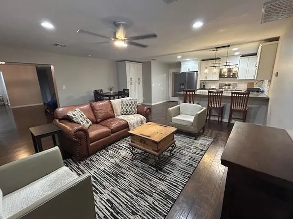 1117 W 9th St, Tempe, AZ 85281