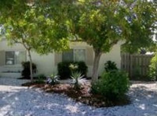 933 Dawn St, Venice, FL 34285