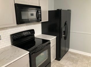 1636 W 21st Ter, Lawrence, KS 66046