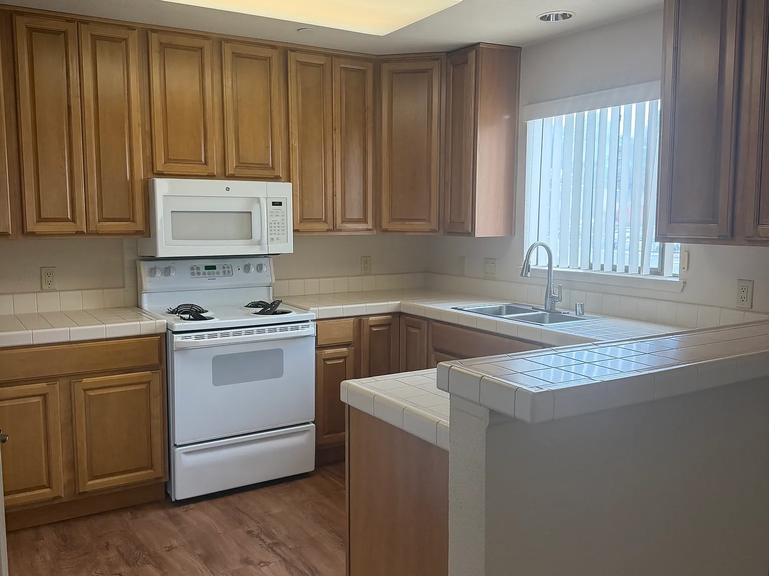 1 bed, $2,375 — Photo 1