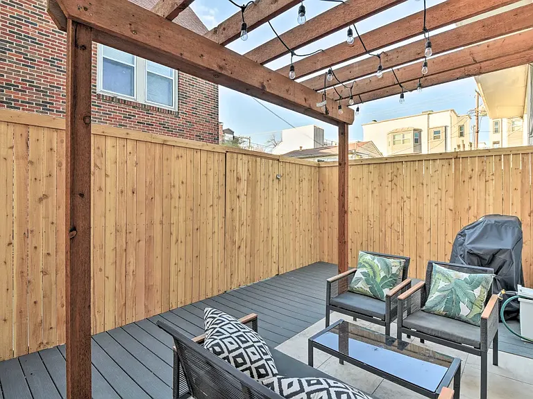 4147 Wycliff Ave — Photo 16