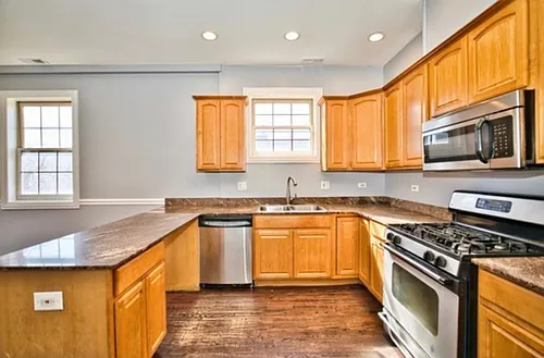 3112 W Warren Blvd #2 Photo 1