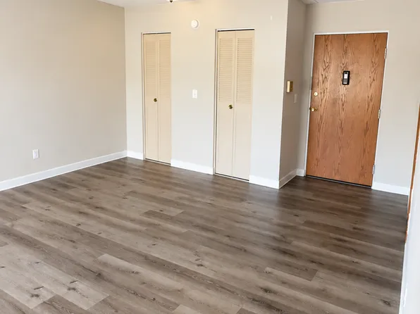 1709 Ferry, 1709 S Ferry St #202, Anoka, MN 55303