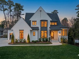 812 Manchester Dr, Raleigh, NC 27609