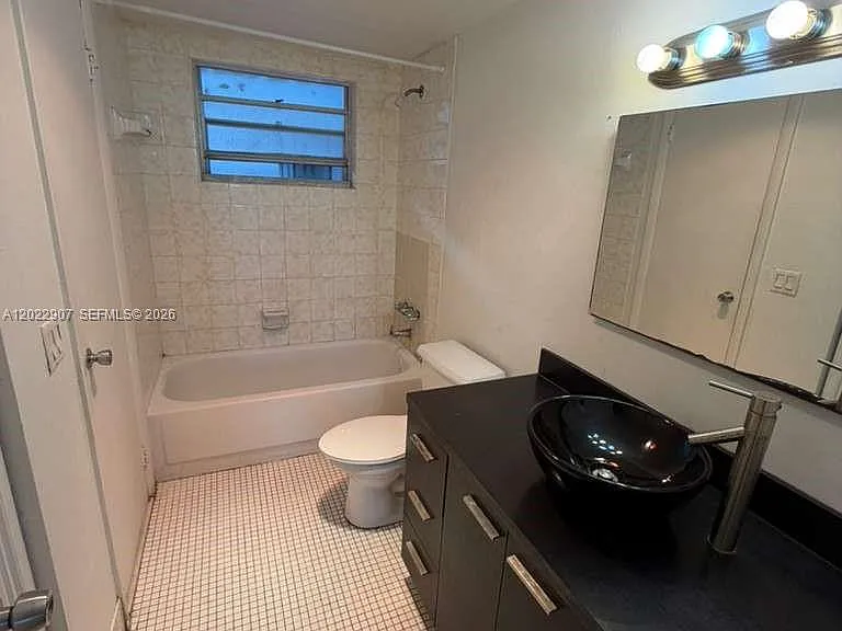15600 NW 7th Ave #507 — Photo 13