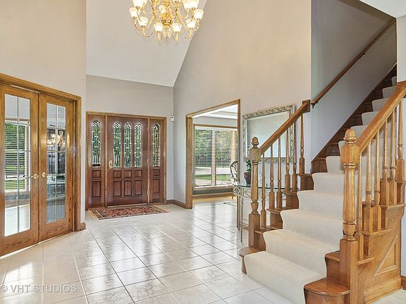3rd image of 1110 Radford Dr