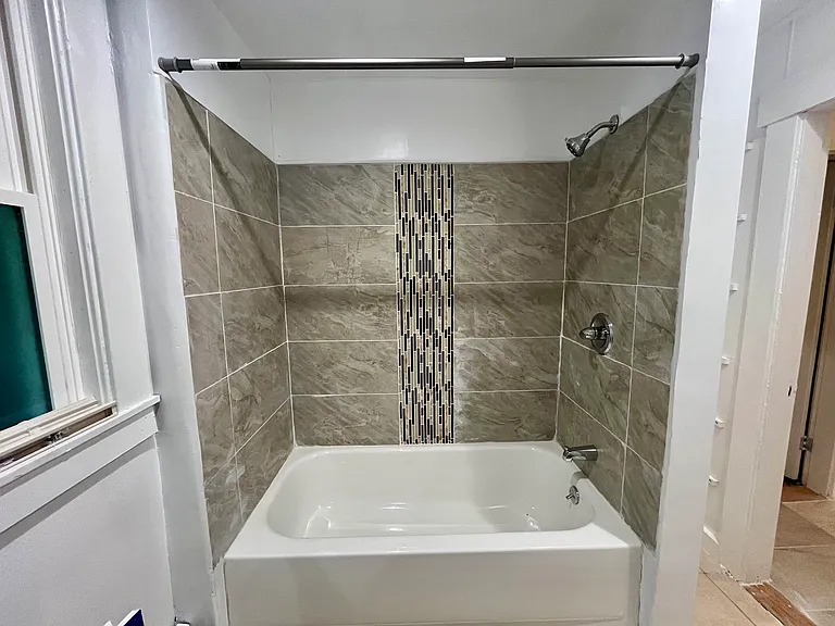 120 Grant St #3 — Photo 8