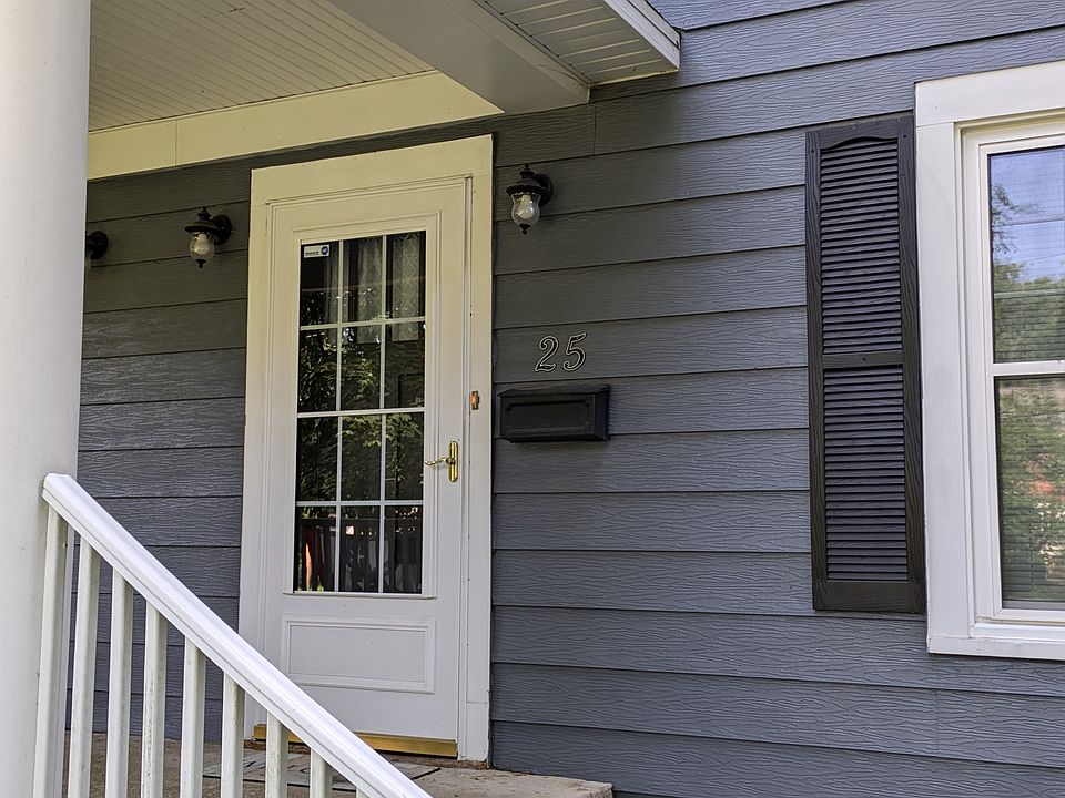25 N Wise -front door