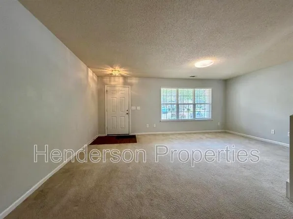 17121 Greenlawn Hills Ct, Charlotte, NC 28213