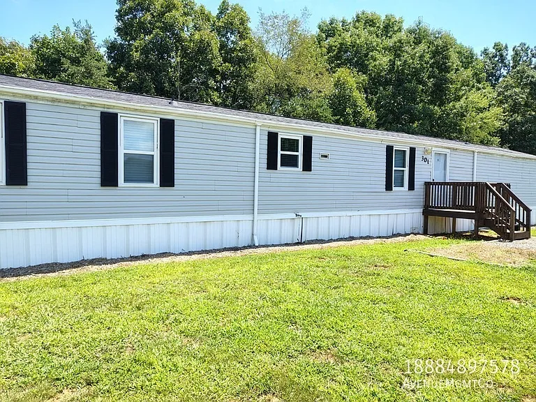 301 Old Tavern Ln #301 — Photo 10