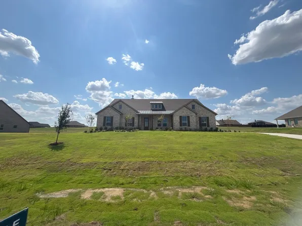 709 Water Side Dr, Van Alstyne, TX 75495