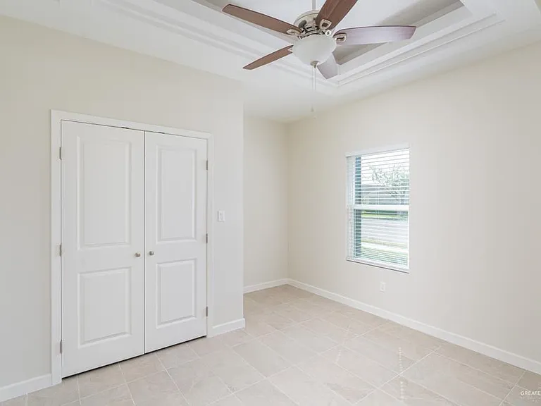 1040 N English Ave #1 — Photo 5