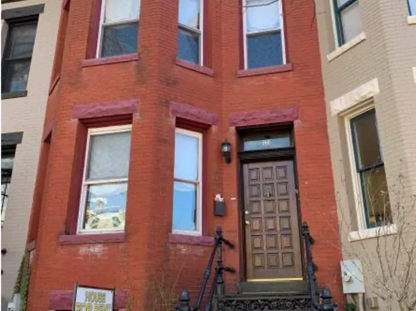 323 E St SE, Washington, DC 20003