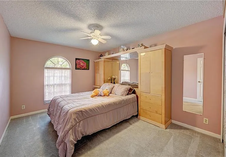 5088 NW 100th Ter — Photo 42