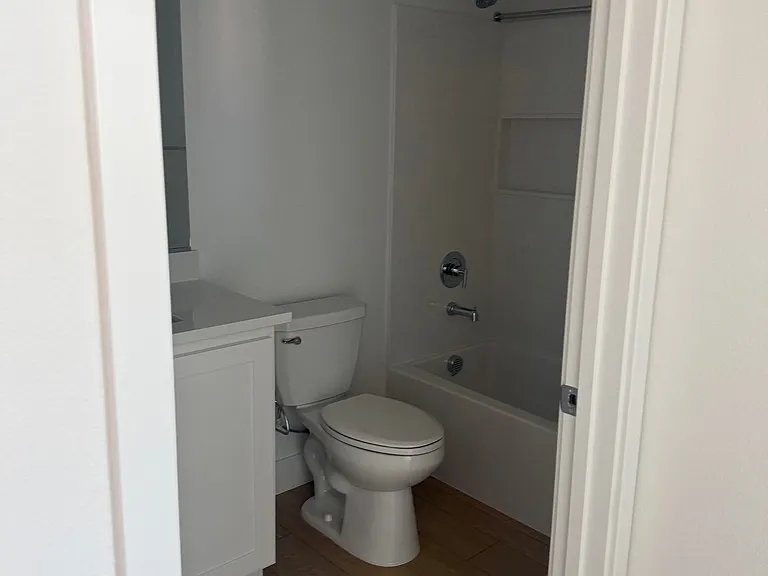 Eagle Ln — Photo 10