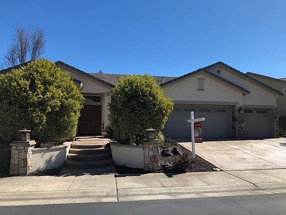 2nd image of 5070 Monetta Ln