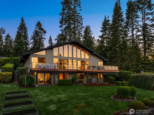 10793 NE Bill Point Drive, Bainbridge Island, WA 98110