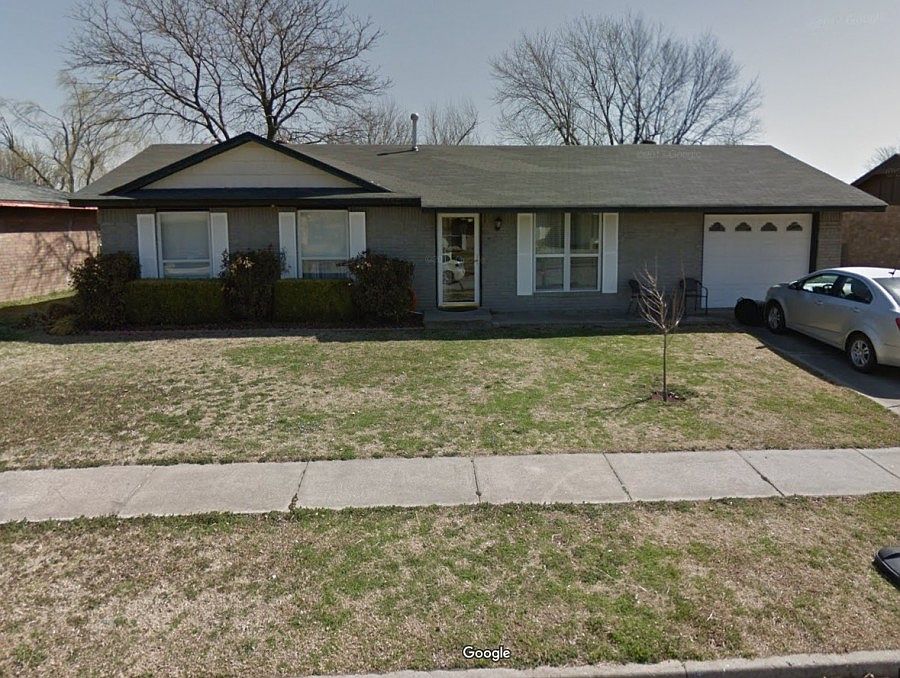 1st image of 321 N Oklahoma St
